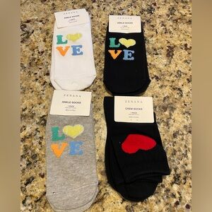 ❤️ 4 pack Zenana love heart socks